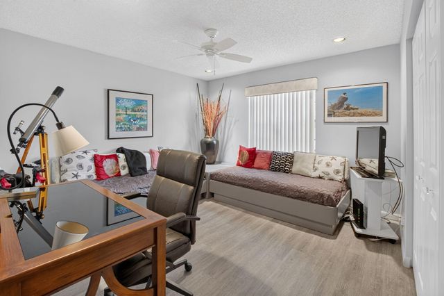 7537 Lexington Club Boulevard B, Delray Beach, FL 33446