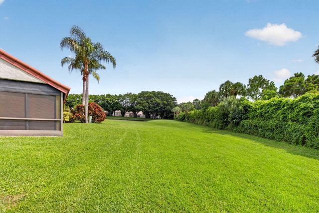 7537 Lexington Club Boulevard B, Delray Beach, FL 33446