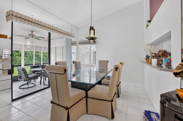 7537 Lexington Club Boulevard B, Delray Beach, FL 33446