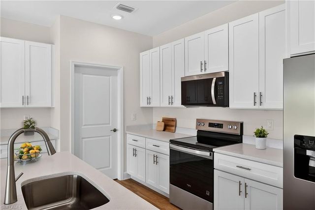 2553 NW 20th AVE, Cape Coral, FL 33993