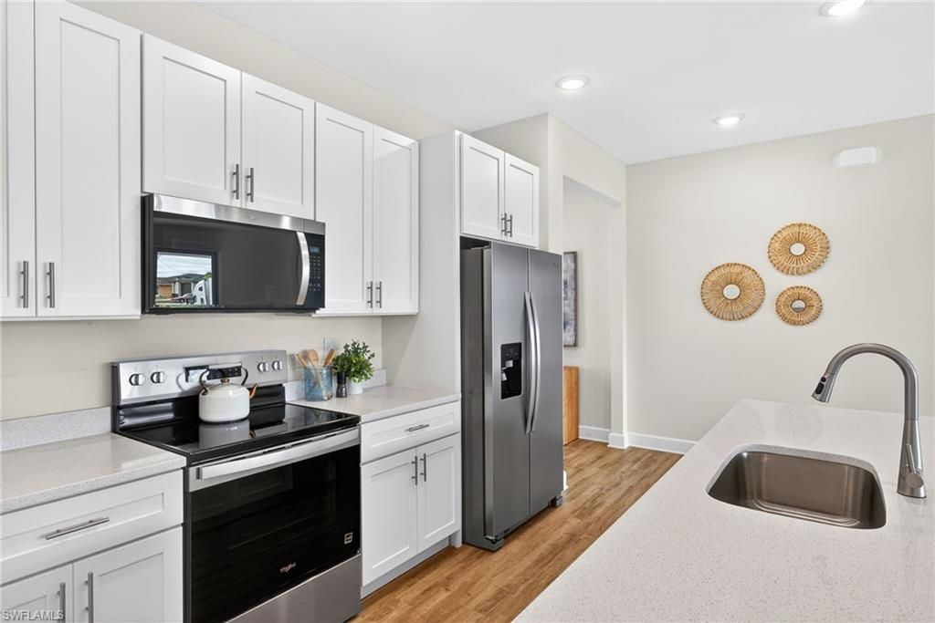 Image 27 of property listing at 2553 NW 20th AVE, Cape Coral, FL 33993