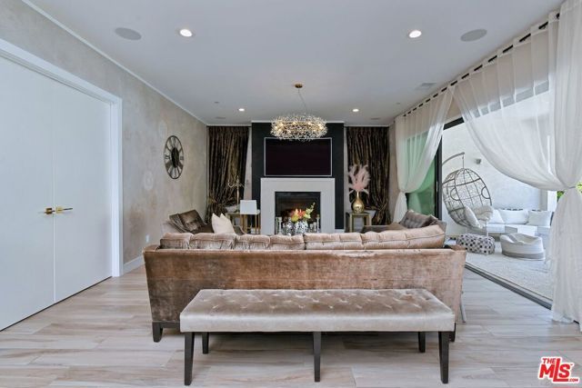 20779 W Liana Court, Porter Ranch (los Angeles), CA 91326