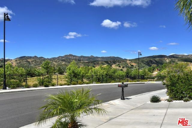 20779 W Liana Court, Porter Ranch (los Angeles), CA 91326