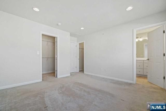 32 Truman Drive, Wood Ridge, NJ 07075