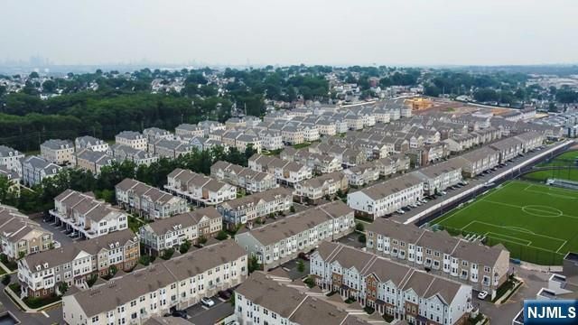 32 Truman Drive, Wood Ridge, NJ 07075