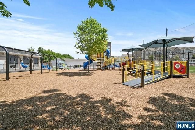 32 Truman Drive, Wood Ridge, NJ 07075