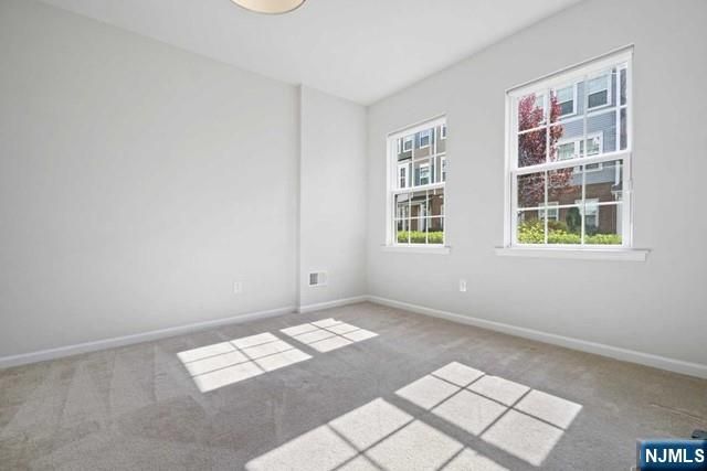 32 Truman Drive, Wood Ridge, NJ 07075