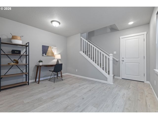7016 Se FRASIER Ln, Hillsboro, OR 97123