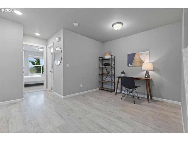 7016 Se FRASIER Ln, Hillsboro, OR 97123