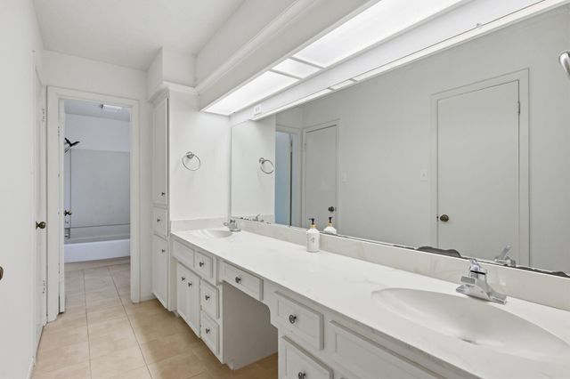 11419 Inwood Drive, Houston, TX 77077