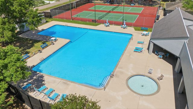 11419 Inwood Drive, Houston, TX 77077