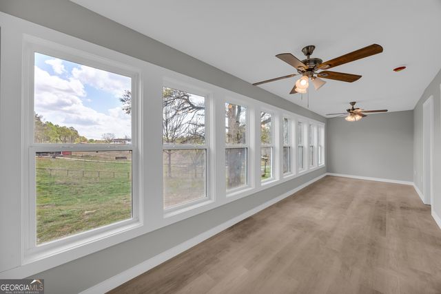 8606 Holly Springs Road, Maysville, GA 30558