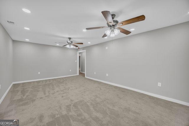 8606 Holly Springs Road, Maysville, GA 30558