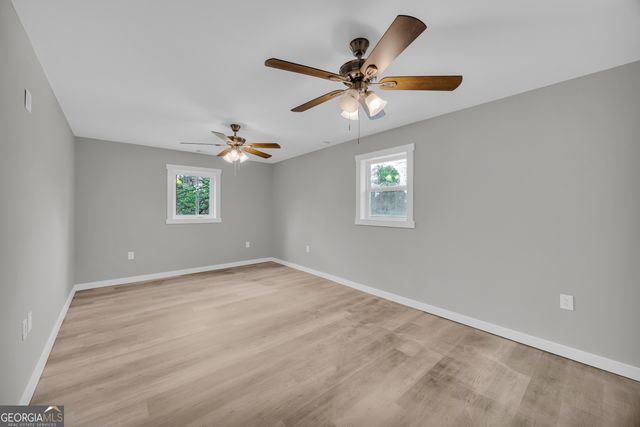 8606 Holly Springs Road, Maysville, GA 30558