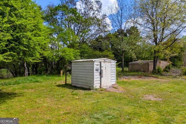 8606 Holly Springs Road, Maysville, GA 30558