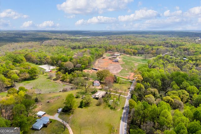 8606 Holly Springs Road, Maysville, GA 30558