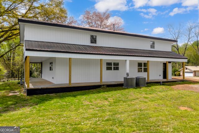 8606 Holly Springs Road, Maysville, GA 30558
