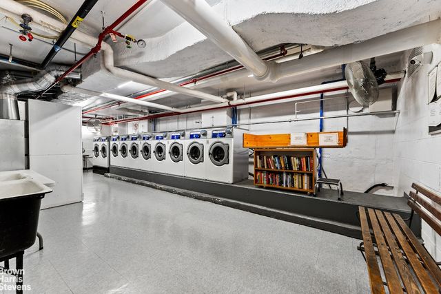 245 E 25th St Apt 12L, New York City, NY 10010