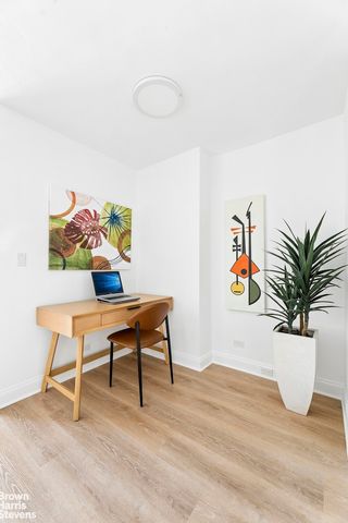 245 E 25th St Apt 12L, New York City, NY 10010