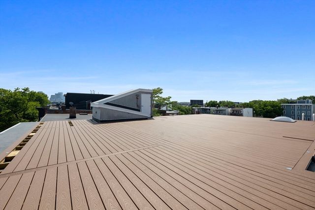 156 Chelsea Street 201, Boston, MA 02128