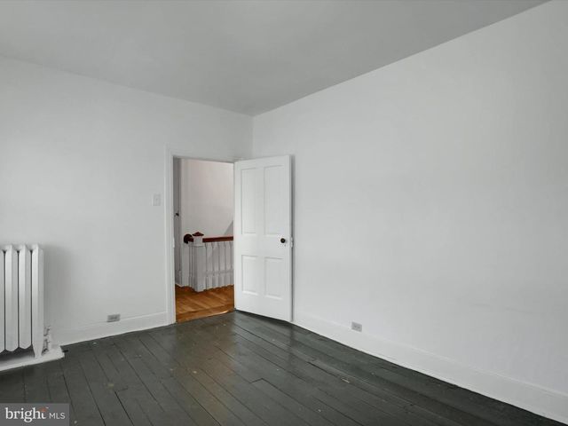 148 N CARLISLE ST, Greencastle, PA 17225