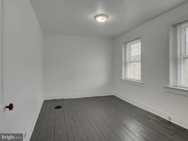 148 N CARLISLE ST, Greencastle, PA 17225