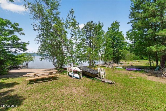109 Eidsvoll Road, Broadalbin, NY 12025