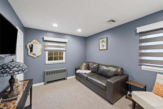 6 Simmons Drive, East Islip, NY 11730