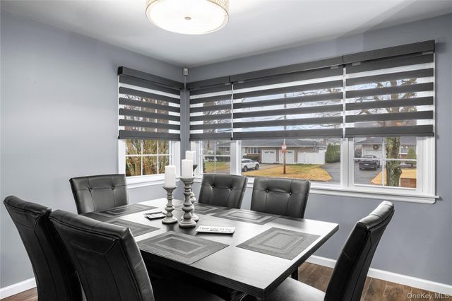 6 Simmons Drive, East Islip, NY 11730