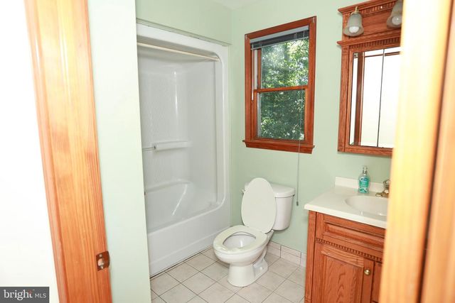 453 LANGLEY RD, Pittsgrove, NJ 08318