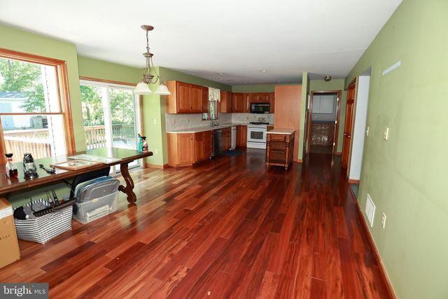 453 LANGLEY RD, Pittsgrove, NJ 08318