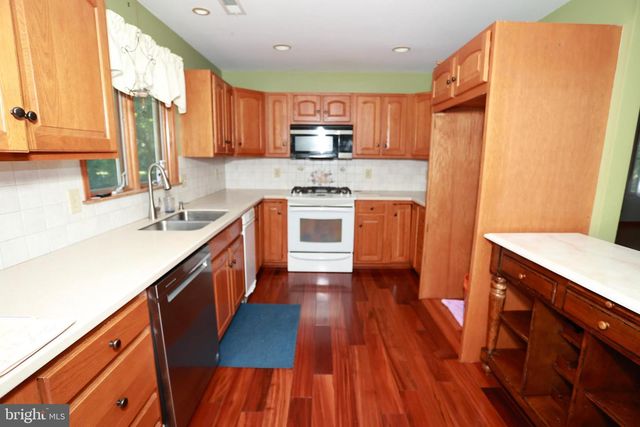 453 LANGLEY RD, Pittsgrove, NJ 08318