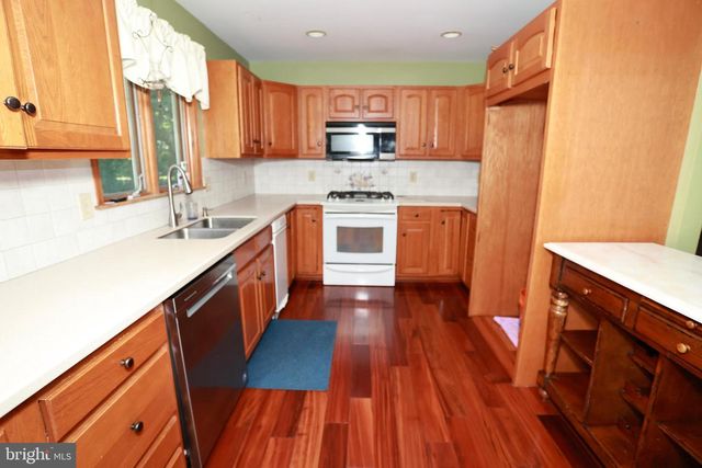 453 LANGLEY RD, Pittsgrove, NJ 08318