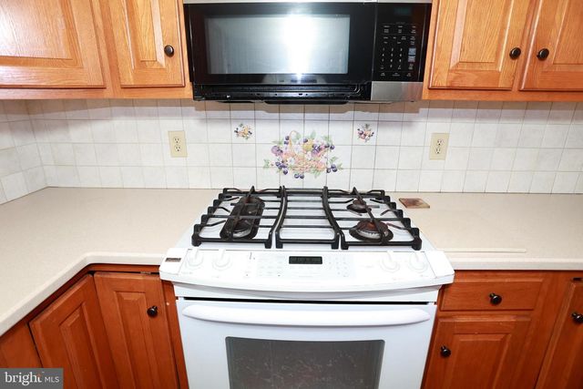 453 LANGLEY RD, Pittsgrove, NJ 08318