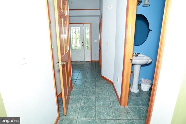 453 LANGLEY RD, Pittsgrove, NJ 08318