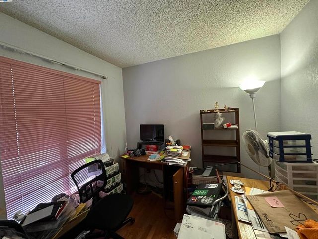 1988 Calaveras Dr, Pittsburg, CA 94565