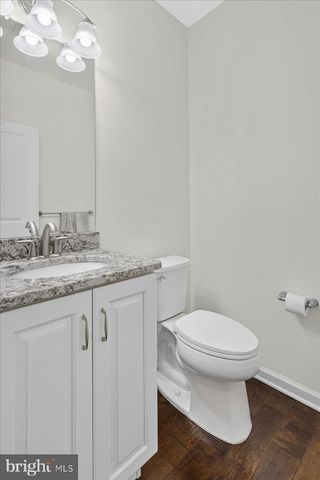 33 TUCKER WAY, Pennington, NJ 08534