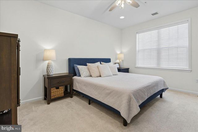 33 TUCKER WAY, Pennington, NJ 08534