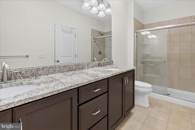 33 TUCKER WAY, Pennington, NJ 08534