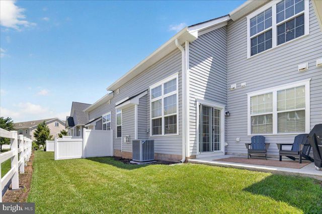 33 TUCKER WAY, Pennington, NJ 08534