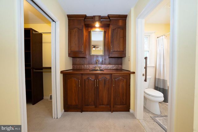 1215 CLUB HOUSE RD, Gladwyne, PA 19035