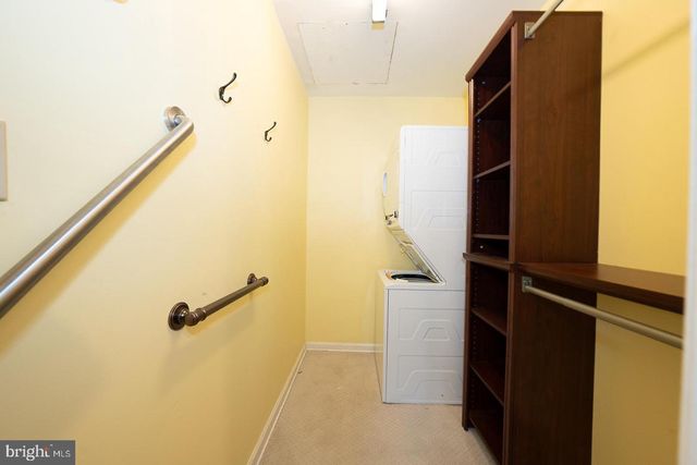 1215 CLUB HOUSE RD, Gladwyne, PA 19035