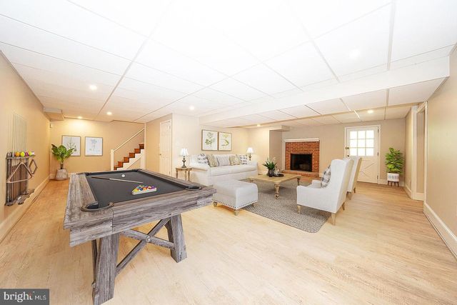 1215 CLUB HOUSE RD, Gladwyne, PA 19035