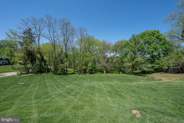 1215 CLUB HOUSE RD, Gladwyne, PA 19035