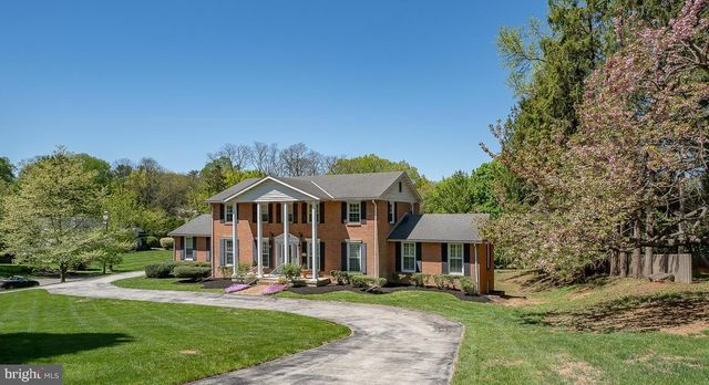 1215 CLUB HOUSE RD, Gladwyne, PA 19035