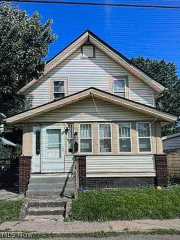 404 Kennet Court NW, Canton, OH 44708