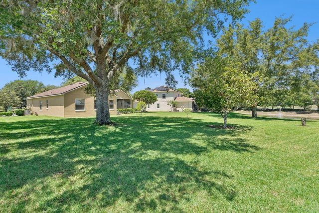 2824 MAJESTIC ISLE DRIVE, Clermont, FL 34711