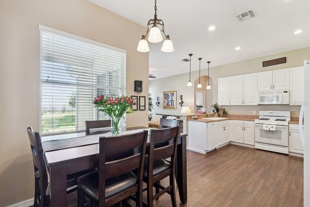 2824 MAJESTIC ISLE DRIVE, Clermont, FL 34711
