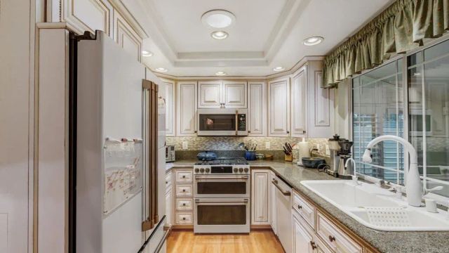 4523 Cather Avenue, San Diego, CA 92122