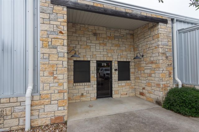 275 Frog Pond LN, Dripping Springs, TX 78620